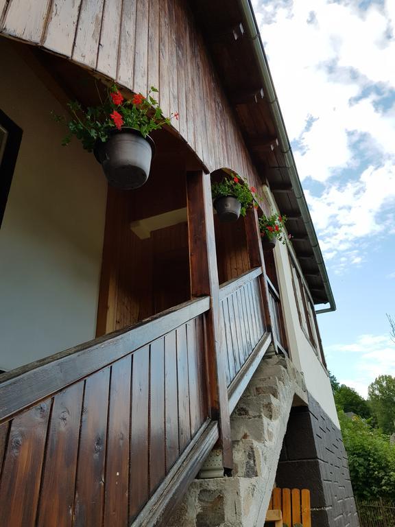 Drevenica Spanka Špania Dolina エクステリア 写真